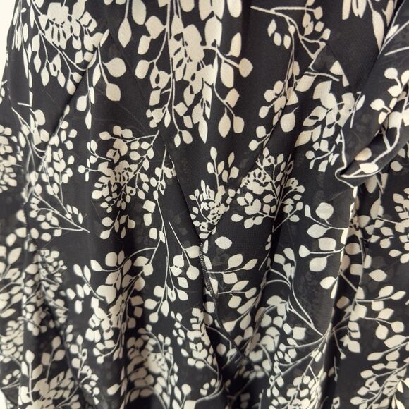 NWT Signature by Robbie Bee 8 Petite Ruffle Dress Women's Black White  NWT - Picture 10 of 16